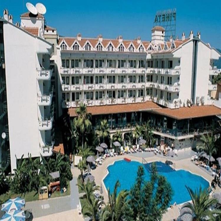 Pineta Club Hotel