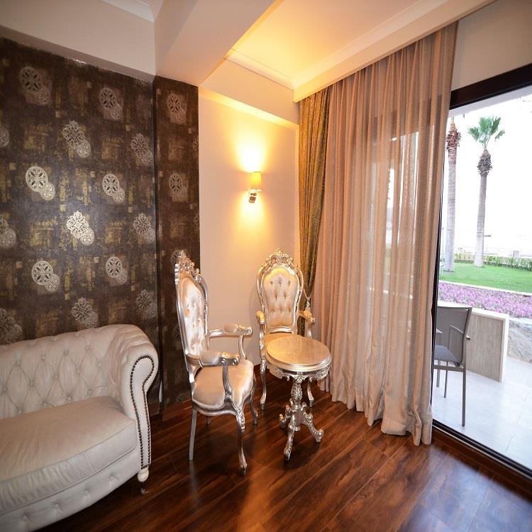 Azka Otel