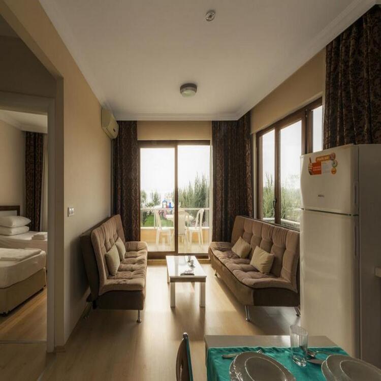 Jura Hotels Altınoluk Termal