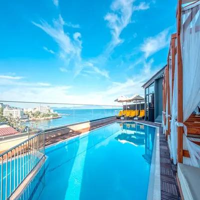 Jura Ada Beach Hotel