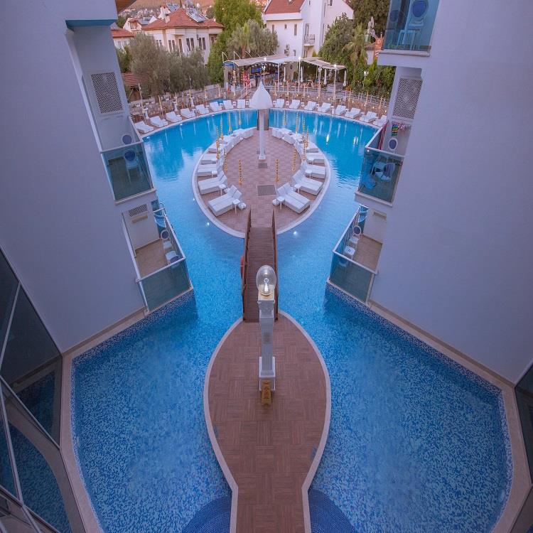 Ocean Blue High Class Hotel