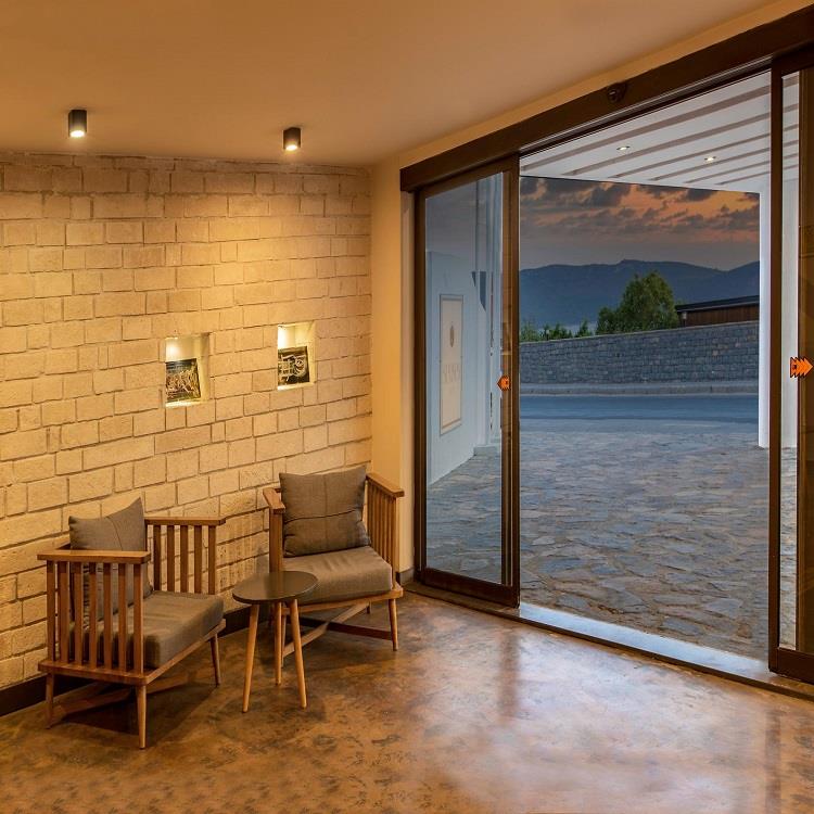 Senses Hotel +14